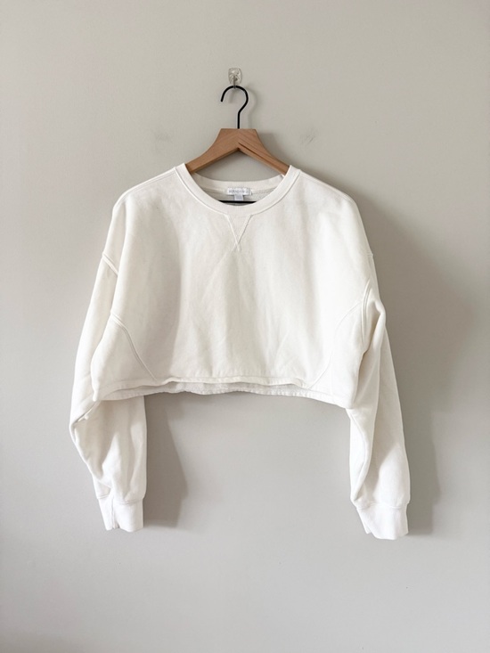 Beyond Yoga LuxeFleece Cropped Crewneck Sweatshirt in Cream Size M - Picture 2 of 6